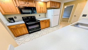 206 Lisa Ann Drive, Huron, 44839, 2 Bedroom Bedrooms, ,2 BathroomBathrooms,Residential,For Sale,Lisa Ann,20264067