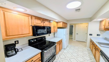 206 Lisa Ann Drive, Huron, 44839, 2 Bedroom Bedrooms, ,2 BathroomBathrooms,Residential,For Sale,Lisa Ann,20264067