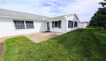 206 Lisa Ann Drive, Huron, 44839, 2 Bedroom Bedrooms, ,2 BathroomBathrooms,Residential,For Sale,Lisa Ann,20264067