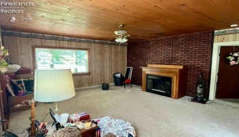 7810 Hayes Ave, Sandusky, 44870, 3 Bedroom Bedrooms, ,1 BathroomBathrooms,Residential,For Sale,Hayes Ave,20264066