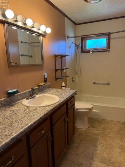 64 Henry Street, Tiffin, 44883, 3 Bedroom Bedrooms, ,1 BathroomBathrooms,Residential,For Sale,Henry,20264078
