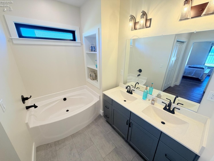 232 McGettigan Lane, Kelleys Island, 43438, 4 Bedroom Bedrooms, ,3 BathroomBathrooms,Residential,For Sale,McGettigan,20263973