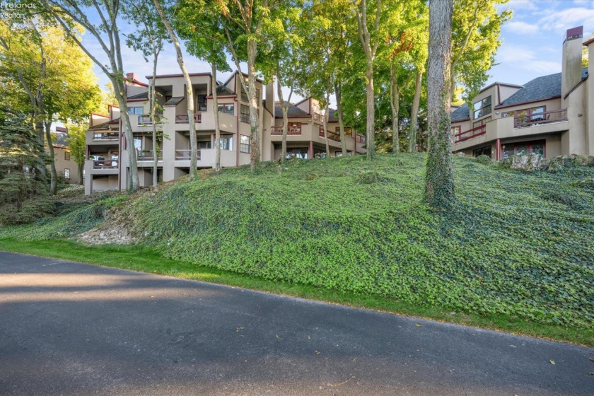 4333 Marin Woods, Port Clinton, 43452, 2 Bedroom Bedrooms, ,2 BathroomBathrooms,Residential,For Sale,Marin Woods,20264081