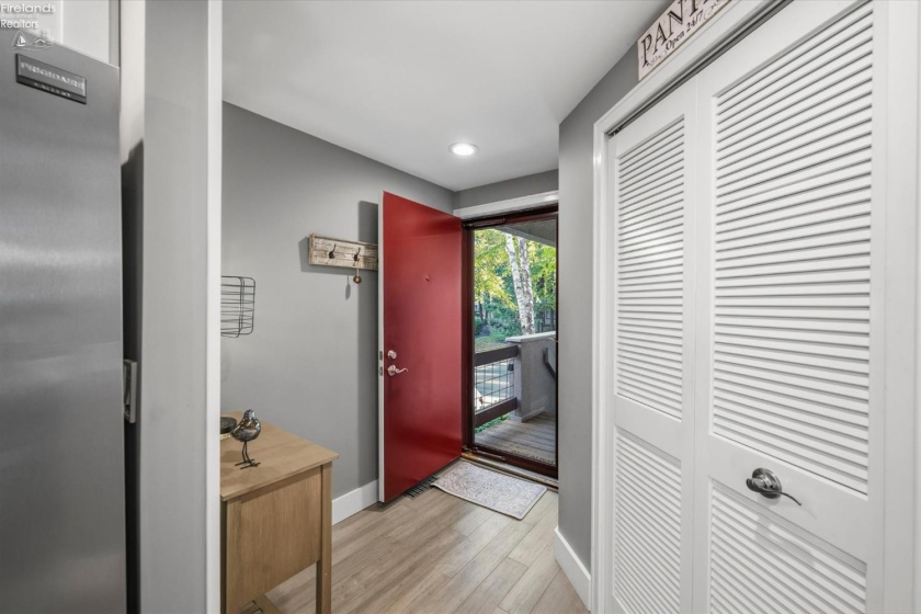 4333 Marin Woods, Port Clinton, 43452, 2 Bedroom Bedrooms, ,2 BathroomBathrooms,Residential,For Sale,Marin Woods,20264081