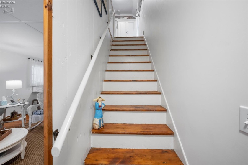 120 E Third Street, Lakeside, 43440, 3 Bedroom Bedrooms, ,2 BathroomBathrooms,Residential,For Sale,E Third Street,20264092
