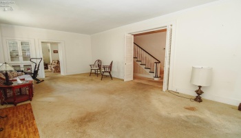 319 Lawrence Street, Sandusky, 44870, 4 Bedroom Bedrooms, ,2 BathroomBathrooms,Residential,For Sale,Lawrence,20263659