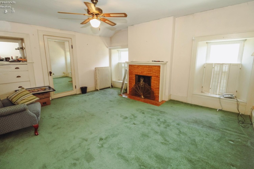 319 Lawrence Street, Sandusky, 44870, 4 Bedroom Bedrooms, ,2 BathroomBathrooms,Residential,For Sale,Lawrence,20263659