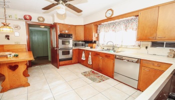 319 Lawrence Street, Sandusky, 44870, 4 Bedroom Bedrooms, ,2 BathroomBathrooms,Residential,For Sale,Lawrence,20263659