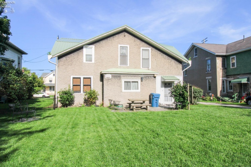 319 Lawrence Street, Sandusky, 44870, 4 Bedroom Bedrooms, ,2 BathroomBathrooms,Residential,For Sale,Lawrence,20263659