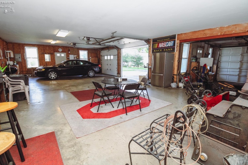 319 Lawrence Street, Sandusky, 44870, 4 Bedroom Bedrooms, ,2 BathroomBathrooms,Residential,For Sale,Lawrence,20263659