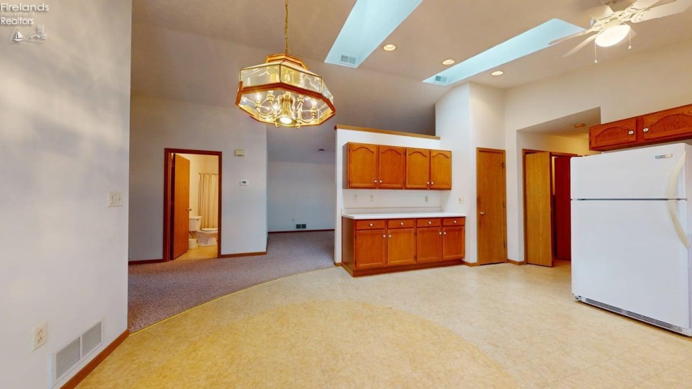 20 Wedgewood Drive, Willard, 44890, 3 Bedroom Bedrooms, ,2 BathroomBathrooms,Residential,For Sale,Wedgewood,20264074