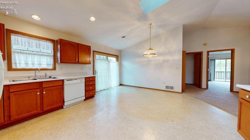 20 Wedgewood Drive, Willard, 44890, 3 Bedroom Bedrooms, ,2 BathroomBathrooms,Residential,For Sale,Wedgewood,20264074