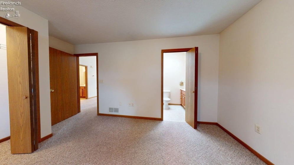 20 Wedgewood Drive, Willard, 44890, 3 Bedroom Bedrooms, ,2 BathroomBathrooms,Residential,For Sale,Wedgewood,20264074