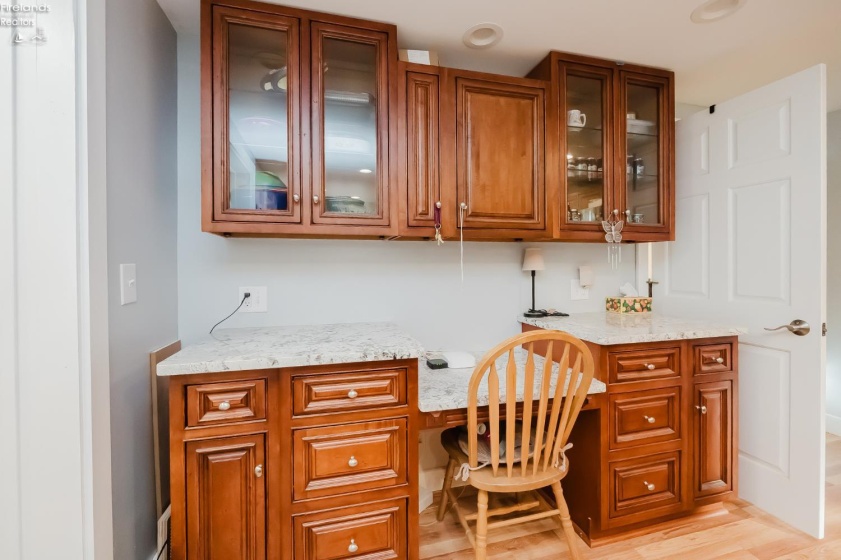211 Fremont Avenue, Sandusky, 44870, 3 Bedroom Bedrooms, ,2 BathroomBathrooms,Residential,For Sale,Fremont,20264077