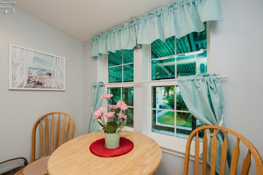 211 Fremont Avenue, Sandusky, 44870, 3 Bedroom Bedrooms, ,2 BathroomBathrooms,Residential,For Sale,Fremont,20264077