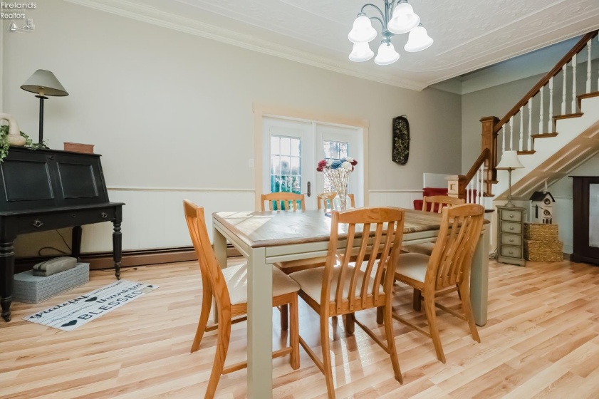211 Fremont Avenue, Sandusky, 44870, 3 Bedroom Bedrooms, ,2 BathroomBathrooms,Residential,For Sale,Fremont,20264077