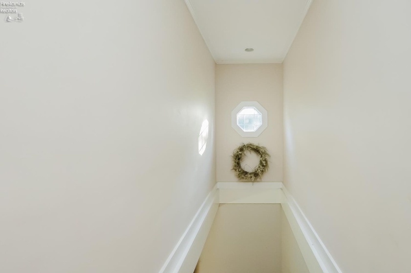 211 Fremont Avenue, Sandusky, 44870, 3 Bedroom Bedrooms, ,2 BathroomBathrooms,Residential,For Sale,Fremont,20264077