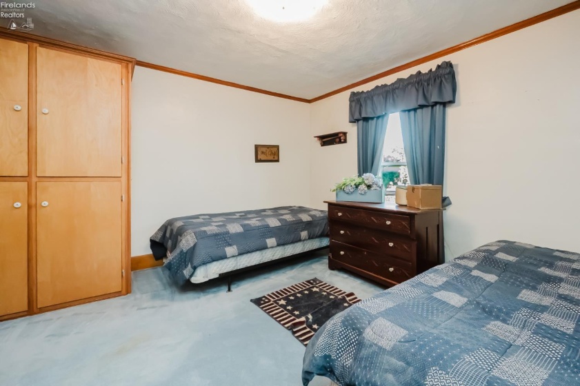 211 Fremont Avenue, Sandusky, 44870, 3 Bedroom Bedrooms, ,2 BathroomBathrooms,Residential,For Sale,Fremont,20264077