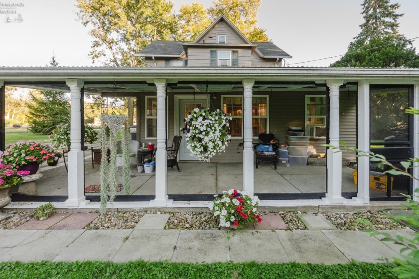 211 Fremont Avenue, Sandusky, 44870, 3 Bedroom Bedrooms, ,2 BathroomBathrooms,Residential,For Sale,Fremont,20264077