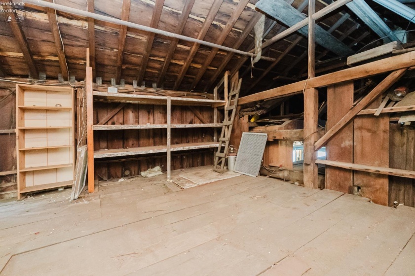 211 Fremont Avenue, Sandusky, 44870, 3 Bedroom Bedrooms, ,2 BathroomBathrooms,Residential,For Sale,Fremont,20264077