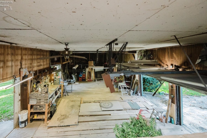 211 Fremont Avenue, Sandusky, 44870, 3 Bedroom Bedrooms, ,2 BathroomBathrooms,Residential,For Sale,Fremont,20264077