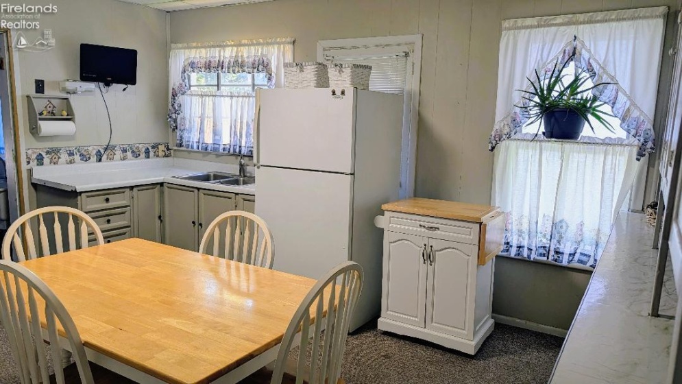 525 Madison, Sandusky, 44870, 4 Bedroom Bedrooms, ,1 BathroomBathrooms,Residential,For Sale,Madison,20264098