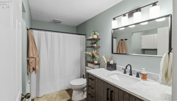 4703 Pinewood Drive, Sandusky, 44870, 3 Bedroom Bedrooms, ,2 BathroomBathrooms,Residential,For Sale,Pinewood,20263929