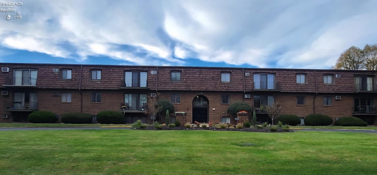 119 Stonyridge Drive, Sandusky, 44870, 2 Bedroom Bedrooms, ,1 BathroomBathrooms,Residential,For Sale,Stonyridge,20264060