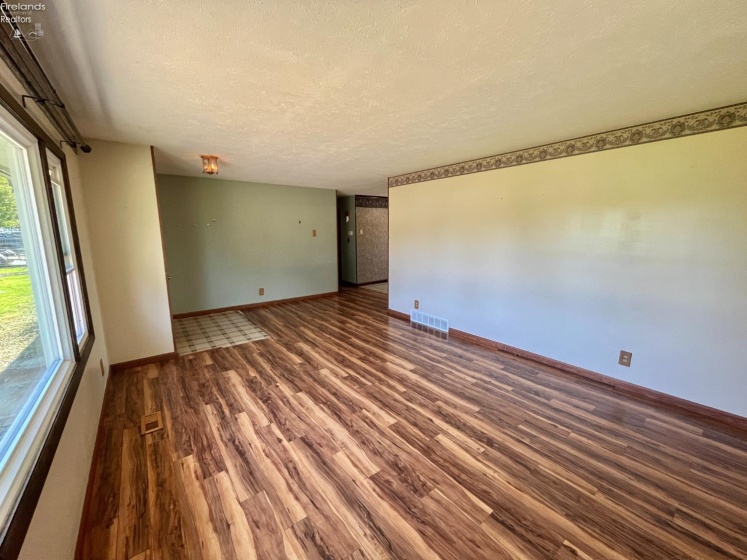 944 Township Road 122, Tiffin, 44883, 3 Bedroom Bedrooms, ,2 BathroomBathrooms,Residential,For Sale,Township Road 122,20264109