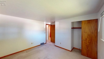 2920 Hinde Avenue, Sandusky, 44870, 3 Bedroom Bedrooms, ,2 BathroomBathrooms,Residential,For Sale,Hinde,20264111 2920 Hinde Avenue, Sandusky, 44870, 3 Bedroom Bedrooms, ,2 BathroomBathrooms,Residential,For Sale,Hinde,20264111