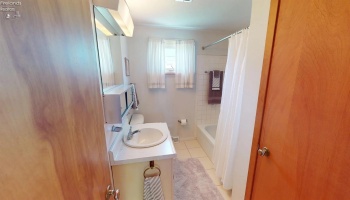 2920 Hinde Avenue, Sandusky, 44870, 3 Bedroom Bedrooms, ,2 BathroomBathrooms,Residential,For Sale,Hinde,20264111 2920 Hinde Avenue, Sandusky, 44870, 3 Bedroom Bedrooms, ,2 BathroomBathrooms,Residential,For Sale,Hinde,20264111