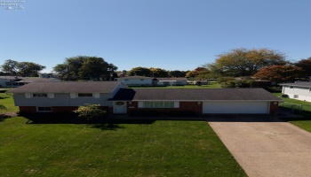 2920 Hinde Avenue, Sandusky, 44870, 3 Bedroom Bedrooms, ,2 BathroomBathrooms,Residential,For Sale,Hinde,20264111 2920 Hinde Avenue, Sandusky, 44870, 3 Bedroom Bedrooms, ,2 BathroomBathrooms,Residential,For Sale,Hinde,20264111