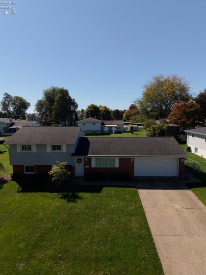 2920 Hinde Avenue, Sandusky, 44870, 3 Bedroom Bedrooms, ,2 BathroomBathrooms,Residential,For Sale,Hinde,20264111