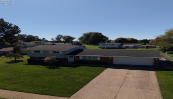 2920 Hinde Avenue, Sandusky, 44870, 3 Bedroom Bedrooms, ,2 BathroomBathrooms,Residential,For Sale,Hinde,20264111 2920 Hinde Avenue, Sandusky, 44870, 3 Bedroom Bedrooms, ,2 BathroomBathrooms,Residential,For Sale,Hinde,20264111