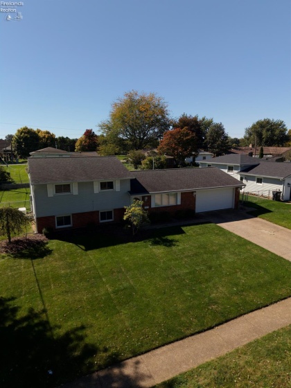 2920 Hinde Avenue, Sandusky, 44870, 3 Bedroom Bedrooms, ,2 BathroomBathrooms,Residential,For Sale,Hinde,20264111