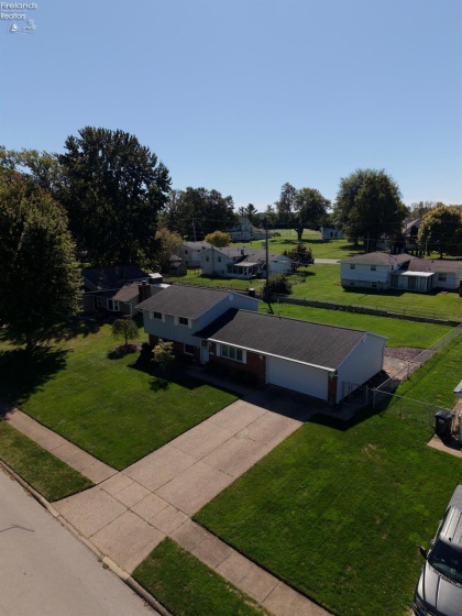 2920 Hinde Avenue, Sandusky, 44870, 3 Bedroom Bedrooms, ,2 BathroomBathrooms,Residential,For Sale,Hinde,20264111