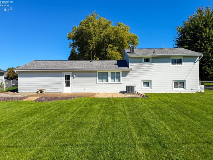 2920 Hinde Avenue, Sandusky, 44870, 3 Bedroom Bedrooms, ,2 BathroomBathrooms,Residential,For Sale,Hinde,20264111
