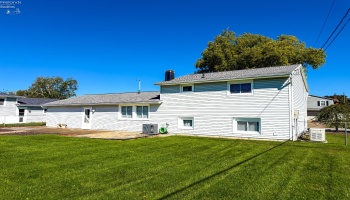 2920 Hinde Avenue, Sandusky, 44870, 3 Bedroom Bedrooms, ,2 BathroomBathrooms,Residential,For Sale,Hinde,20264111 2920 Hinde Avenue, Sandusky, 44870, 3 Bedroom Bedrooms, ,2 BathroomBathrooms,Residential,For Sale,Hinde,20264111