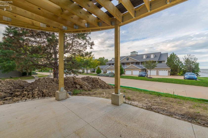 2781 Whispering Shores Dr, Vermilion, 44089, 2 Bedroom Bedrooms, ,2 BathroomBathrooms,Residential,For Sale,Whispering Shores Dr,20264099