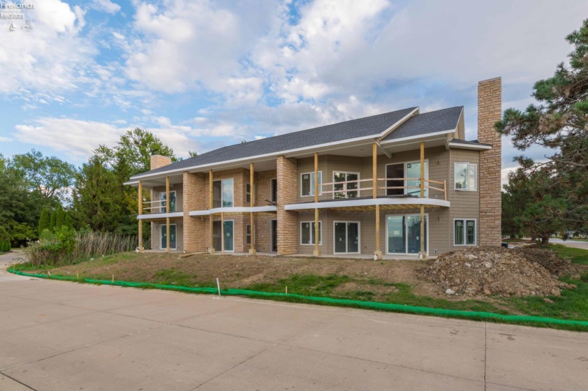 2773 Whispering Shores Dr, Vermilion, 44089, 2 Bedroom Bedrooms, ,2 BathroomBathrooms,Residential,For Sale,Whispering Shores Dr,20264094