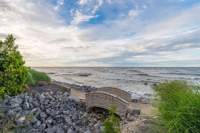 2773 Whispering Shores Dr, Vermilion, 44089, 2 Bedroom Bedrooms, ,2 BathroomBathrooms,Residential,For Sale,Whispering Shores Dr,20264094