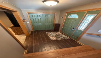310 Crestview Lane, Tiffin, 44883, 3 Bedroom Bedrooms, ,2 BathroomBathrooms,Residential,For Sale,Crestview,20263947