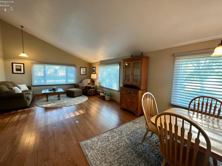 310 Crestview Lane, Tiffin, 44883, 3 Bedroom Bedrooms, ,2 BathroomBathrooms,Residential,For Sale,Crestview,20263947