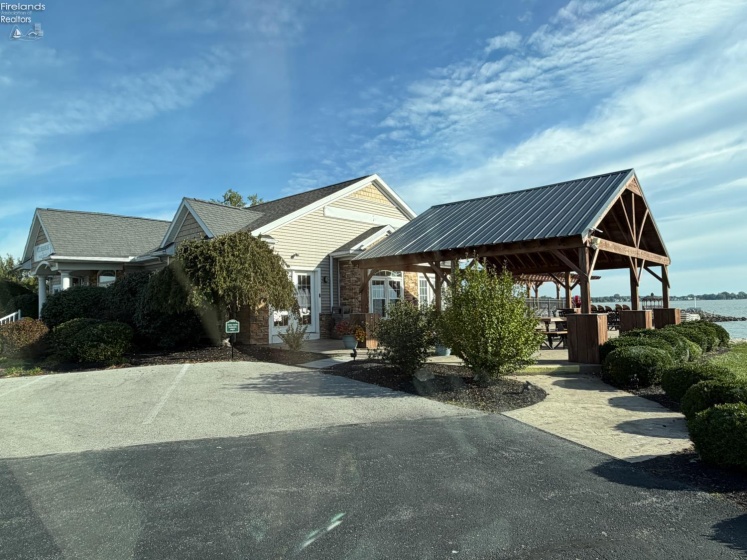 2189 Harbor Bay Estates, Marblehead, 43440, 3 Bedroom Bedrooms, ,5 BathroomBathrooms,Residential,For Sale,Harbor Bay Estates,20264059