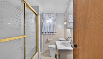 2803 Starr Avenue, Oregon, 43616, ,2 BathroomBathrooms,Residential,For Sale,Starr,20264087