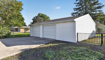 2803 Starr Avenue, Oregon, 43616, ,2 BathroomBathrooms,Residential,For Sale,Starr,20264087