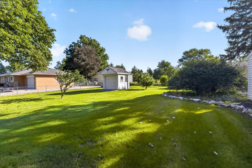 2803 Starr Avenue, Oregon, 43616, ,2 BathroomBathrooms,Residential,For Sale,Starr,20264087