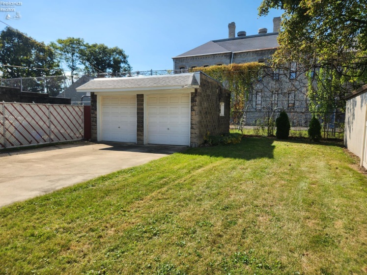 1515 Central Avenue, Sandusky, 44870, ,Multiple Units,For Sale,Central,20263954