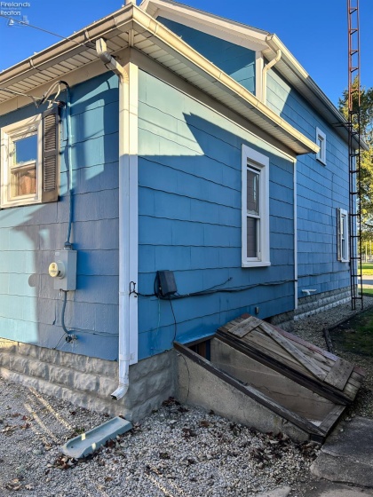 231 Lytle Street, Fostoria, 44830, 2 Bedroom Bedrooms, ,1 BathroomBathrooms,Residential,For Sale,Lytle,20264105