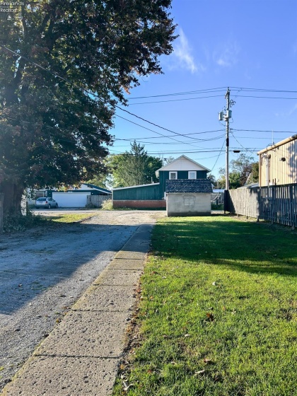 231 Lytle Street, Fostoria, 44830, 2 Bedroom Bedrooms, ,1 BathroomBathrooms,Residential,For Sale,Lytle,20264105